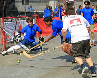street-hockey.jpg
